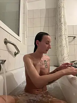 Emilia Mausi online show from 03-31-26, 08:20