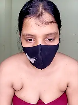 Snapshot of Rose-luckey chatting on 11-02-25, 06:21 Rose-luckey online show from 11-02-25, 06:21