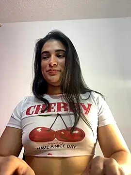 Snapshot of alice_shyness chatting on 10-14-25, 05:19 alice shyness online show from 10-14-25, 05:19