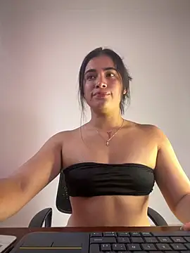 Snapshot of alice_shyness chatting on 10-29-25, 03:25 alice shyness online show from 10-29-25, 03:25