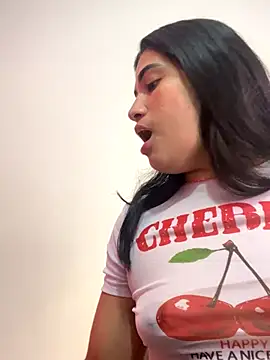 Snapshot of alice_shyness chatting on 11-10-25, 07:13 alice shyness online show from 11-10-25, 07:13