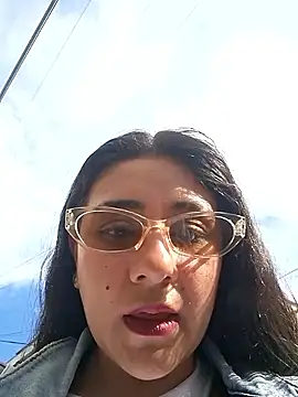 CAROLINE  07 online show from 09-10-25, 08:42