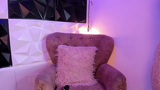 IrinaMonroee online show from 09-11-25, 09:20