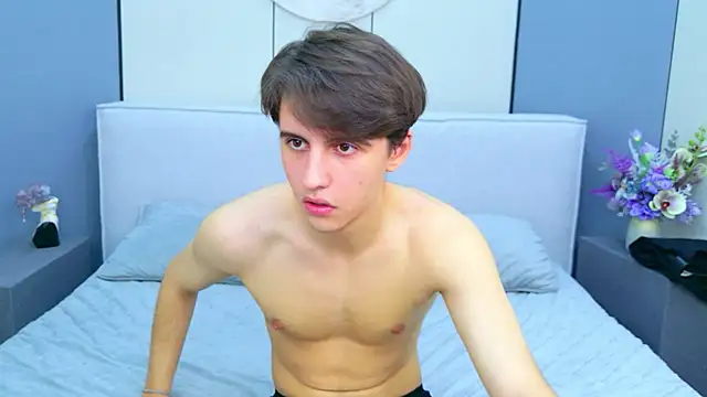 Snapshot of Jefrey_Carter chatting on 07-17-26, 03:39 Jefrey Carter online show from 07-17-26, 03:39