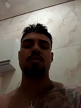 nnyzinho17 online show from 12-22-25, 04:48