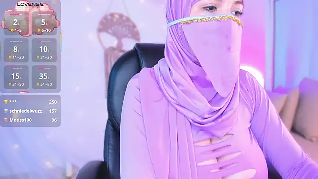 Snapshot of salma_isawwii chatting on 10-12-25, 02:27 salma isawwii online show from 10-12-25, 02:27