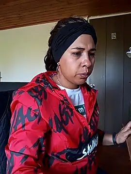 IVONNE COLLINS33 online show from 12-03-25, 02:59