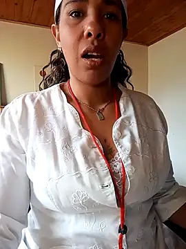 IVONNE COLLINS33 online show from 03-06-26, 02:35