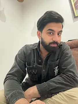 Snapshot of hottestboy03 chatting on 12-18-25, 06:19 hottestboy03 online show from 12-18-25, 06:19