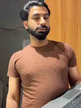 Snapshot of hottestboy03 chatting on 02-19-26, 08:54 hottestboy03 online show from 02-19-26, 08:54