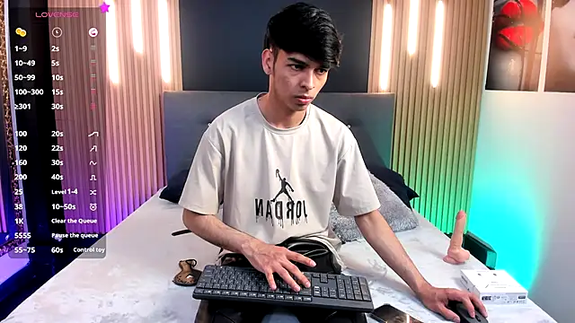 OnlyJos online show from 11-20-25, 07:35