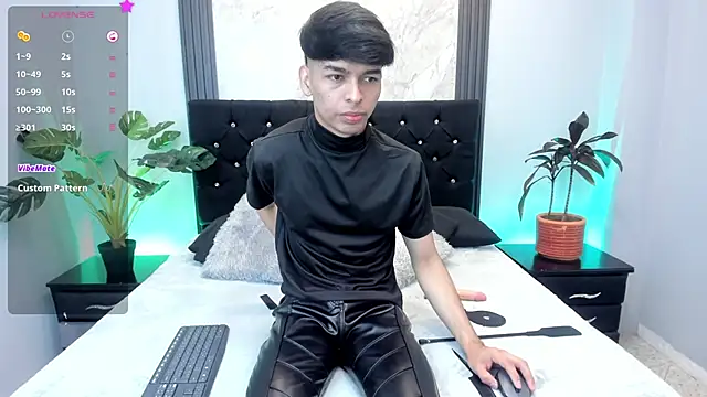 OnlyJos online show from 11-23-25, 01:11