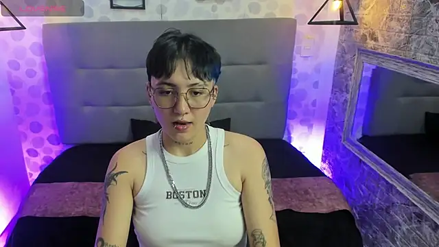 Snapshot of emahills__axelrose chatting on 09-25-25, 11:08 emahills axelrose online show from 09-25-25, 11:08
