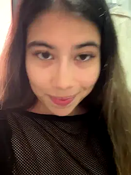 Snapshot of Caitlin_Cat chatting on 09-21-25, 01:46 Caitlin Cat online show from 09-21-25, 01:46