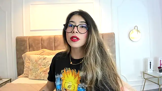 Snapshot of Caitlin_Cat chatting on 09-30-25, 02:16 Caitlin Cat online show from 09-30-25, 02:16
