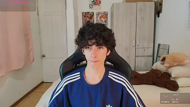 Nude Boy18 online show from 04-20-26, 12:46