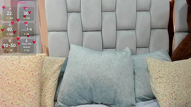 momo ayasse online show from 11-16-25, 03:34