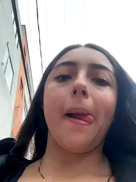 Dulce 1408 online show from 10-24-25, 07:54