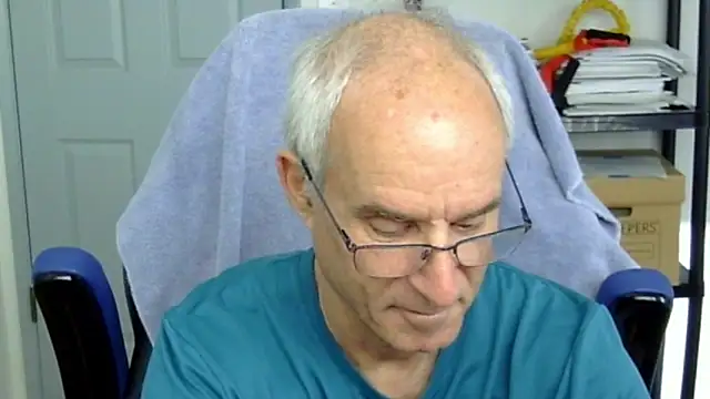 Snapshot of funone1999 chatting on 02-21-26, 04:30 funone1999 online show from 02-21-26, 04:30