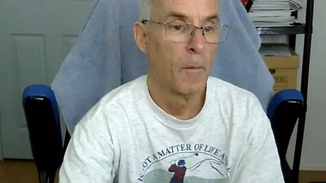 Snapshot of funone1999 chatting on 02-25-26, 06:06 funone1999 online show from 02-25-26, 06:06