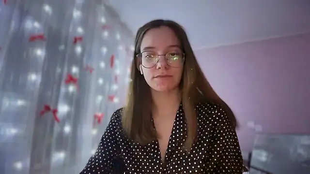 Snapshot of Vietero chatting on 02-01-26, 06:17 Vietero online show from 02-01-26, 06:17