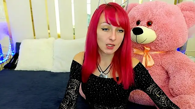 BrandyBloom online show from 10-19-25, 07:14