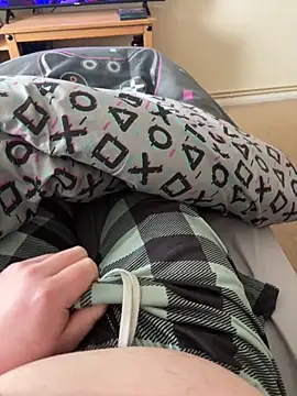 Tornado2007 online show from 04-12-26, 02:44