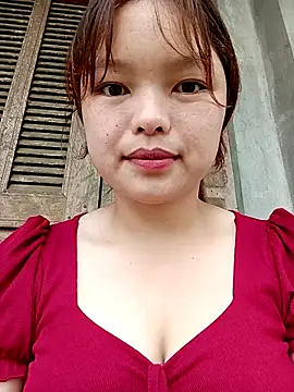 XoiXoi232 online show from 09-17-25, 03:19