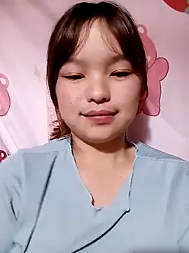 XoiXoi232 online show from 10-28-25, 02:09