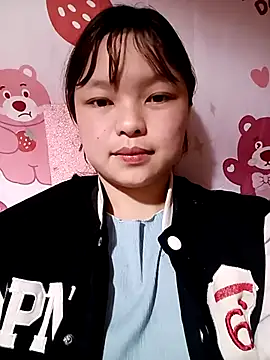 XoiXoi232 online show from 11-12-25, 03:18