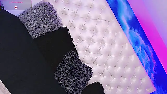 Milla Star  online show from 11-03-25, 11:33