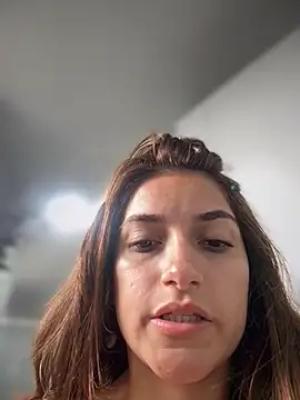 Snapshot of Jessysammy chatting on 05-27-26, 06:27 Jessysammy online show from 05-27-26, 06:27