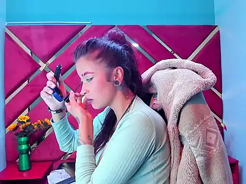 Kataleya Luck online show from 11-16-25, 03:45