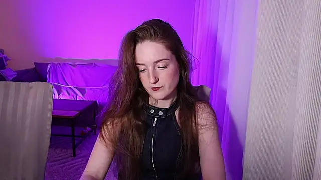 Snapshot of Tanywish chatting on 11-24-25, 11:04 Tanywish online show from 11-24-25, 11:04