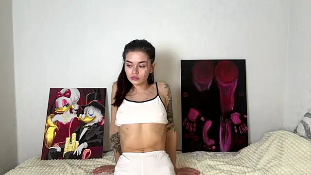 Snapshot of Petal_Couple chatting on 11-28-25, 09:45 Petal Couple online show from 11-28-25, 09:45