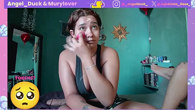 Angel Duck online show from 04-14-26, 06:03