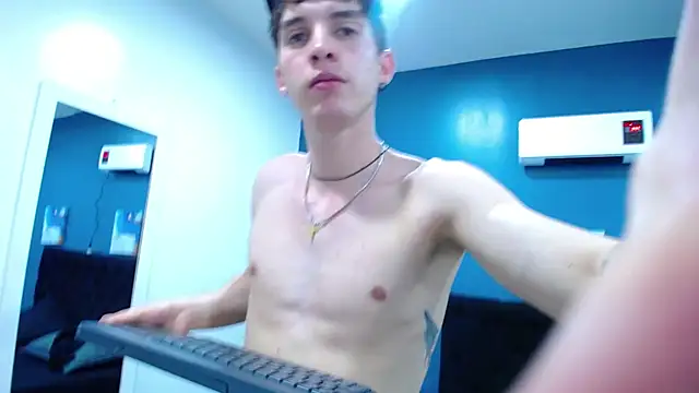 Jheampiiero online show from 10-30-25, 02:07