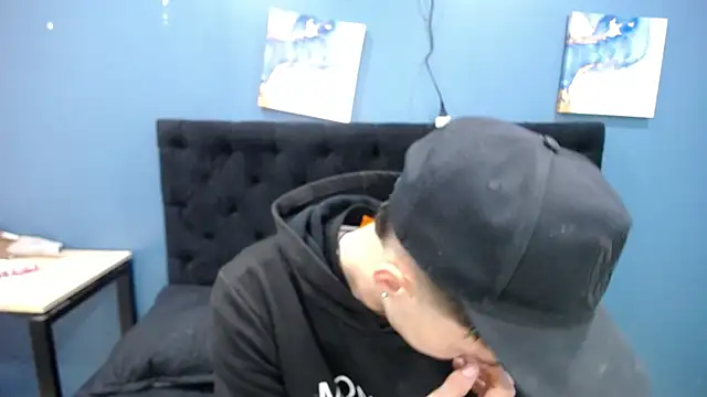 Jheampiiero online show from 11-11-25, 01:44