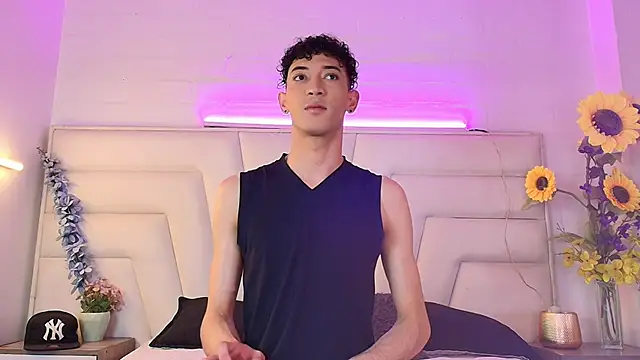 Ashton Myers online show from 10-29-25, 07:48