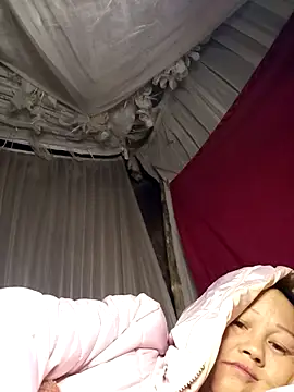 MaiHoa69 online show from 11-17-25, 07:52