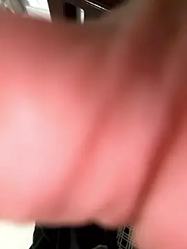 Snapshot of Siaka_201 chatting on 01-06-26, 11:47 Siaka 201 online show from 01-06-26, 11:47