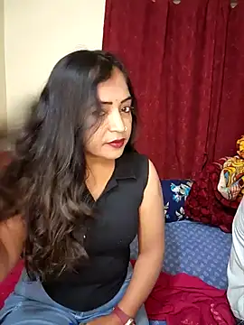 Snapshot of Hotbhabi305 chatting on 02-12-26, 05:52 Hotbhabi305 online show from 02-12-26, 05:52