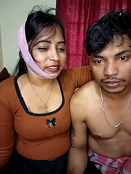 Snapshot of Hotbhabi305 chatting on 02-15-26, 08:13 Hotbhabi305 online show from 02-15-26, 08:13