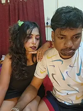 Snapshot of Hotbhabi305 chatting on 03-01-26, 05:59 Hotbhabi305 online show from 03-01-26, 05:59