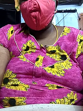 Snapshot of TAMIL_ELAKKIYA chatting on 09-09-25, 06:57 TAMIL ELAKKIYA online show from 09-09-25, 06:57