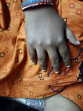 Snapshot of TAMIL_ELAKKIYA chatting on 09-24-25, 11:57 TAMIL ELAKKIYA online show from 09-24-25, 11:57