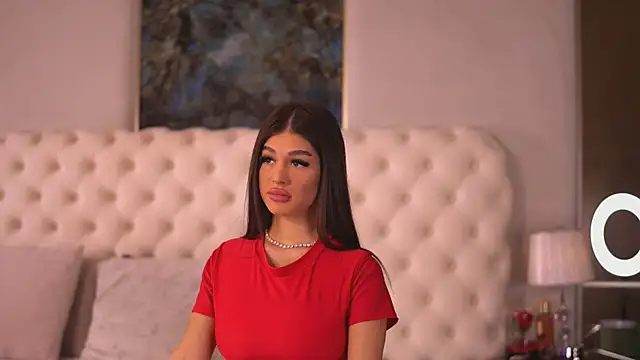 BellaNoirre online show from 04-21-26, 06:12