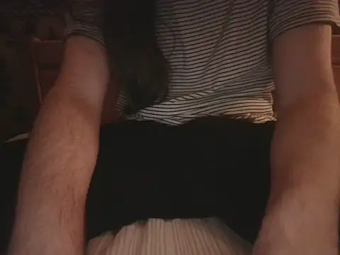 Snapshot of LunarKya chatting on 02-25-26, 08:40 LunarKya online show from 02-25-26, 08:40