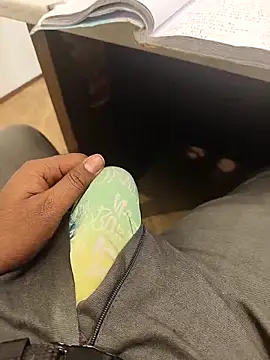 hotboy43339 online show from 02-25-26, 02:54