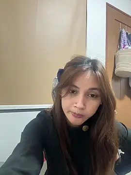 LanySylvia online show from 10-14-25, 03:02